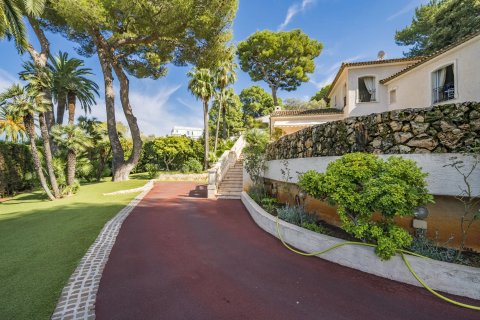 6 bedrooms Villa in Antibes, France No. 67330 12