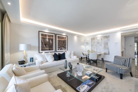 2 dormitorios Apartment en Cannes, France No. 67339 5