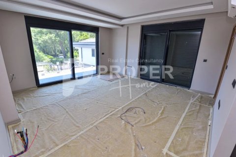 5 rooms Villa à Kemer, Turkey No. 14024 18