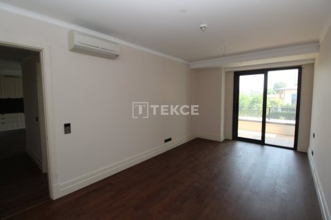 2+1 Apartment en Istanbul, Turkey No. 14417 27