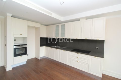 2+1 Apartment in Istanbul, Turkey No. 14417 7