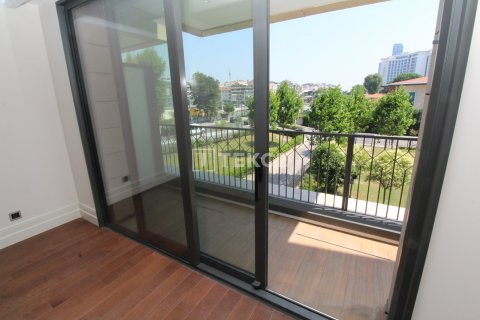 2+1 Apartment in Istanbul, Turkey No. 14417 13