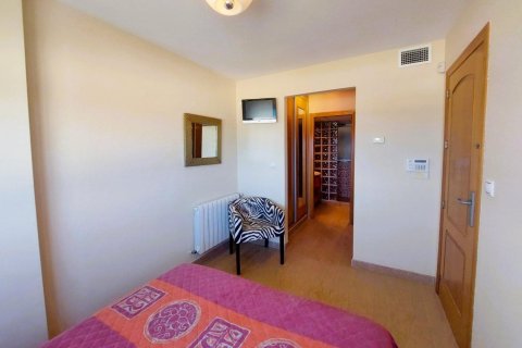 4 dormitorios Apartment en Torrevieja, Spain No. 27675 5