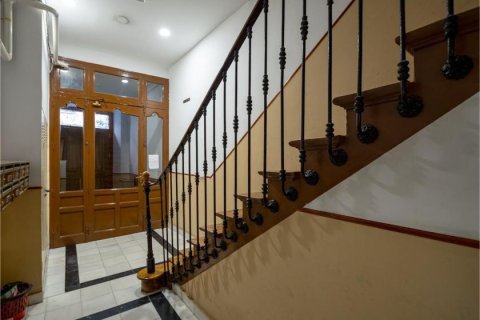 3 bedrooms Apartment in Madrid, Spain No. 27633 19