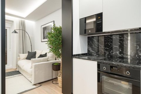 3 dormitorios Apartment en Madrid, Spain No. 27633 12