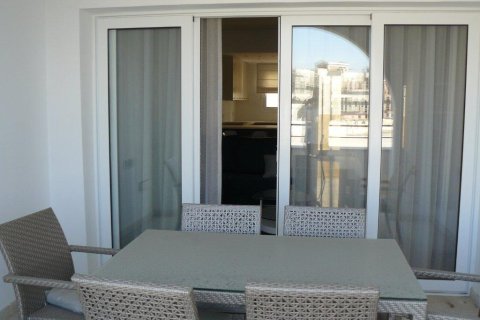 2 bedrooms Apartment in Limassol, Cyprus No. 37794 12