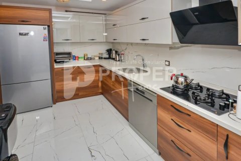 5 rooms Appartement à Konyaalti, Turkey No. 11674 17