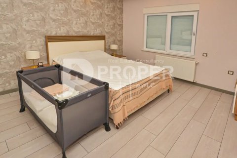 5 rooms Appartement à Konyaalti, Turkey No. 11674 4