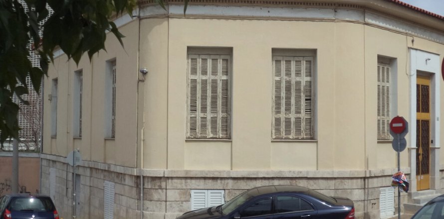 7 bedrooms Building in Piraeus, Greece No. 55009