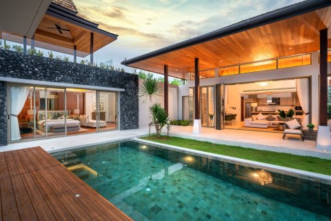 4 dormitorios Villa en Layan Beach, Thailand No. 957 2