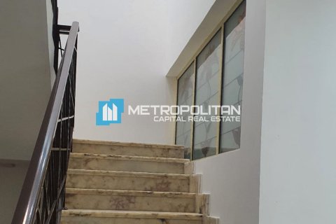 5 bedrooms Villa in Khalifa City, UAE No. 47141 10