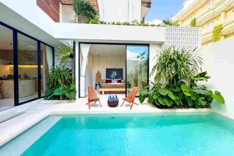 3 bedrooms Villa in Seminyak, Indonesia No. 53543 1