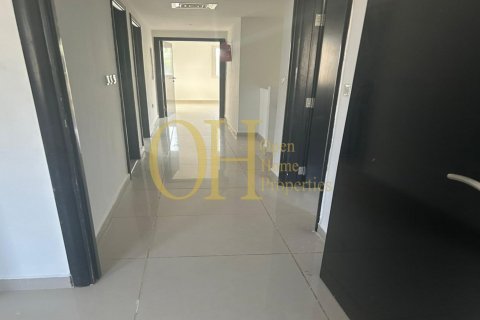 4 bedrooms Townhouse in Al Reef, UAE No. 53601 10