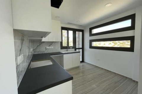 2 bedrooms Apartment in Germasogeia, Cyprus No. 77752 1