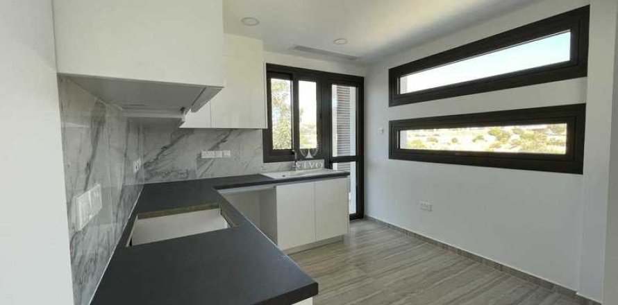 2 bedrooms Apartment in Germasogeia, Cyprus No. 77752