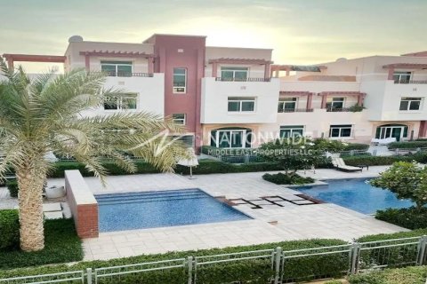 2 bedrooms Apartment in Al Ghadeer, UAE No. 3793 2