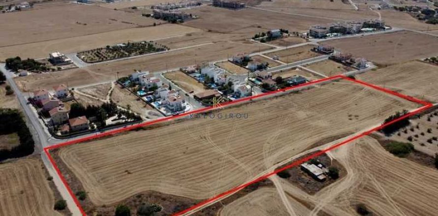 24600m² Land en Pyla, Cyprus No. 72965