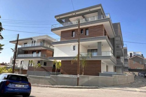 3 bedrooms Apartment in Agios Athanasios, Cyprus No. 77481 1
