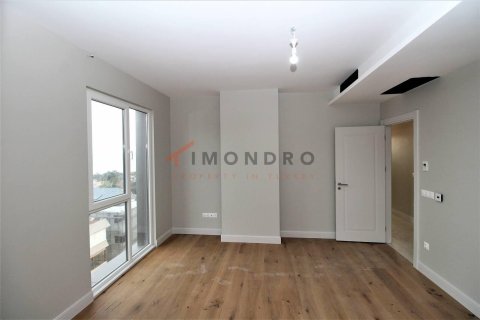 4+1 Apartment en Kadikoy, Turkey No. 17935 19