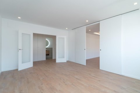 4 dormitorios Apartment en Madrid, Spain No. 26611 17