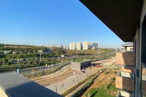 1+1 Apartment en Istanbul, Turkey No. 16362 6