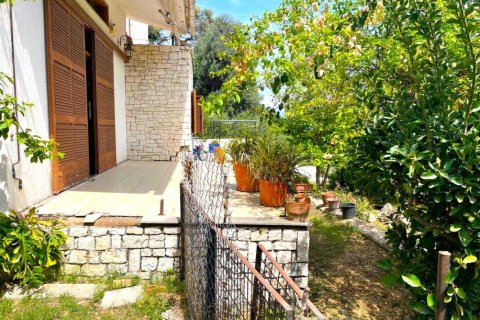 5 bedrooms Villa in Corfu, Greece No. 61590 7