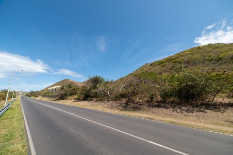 Land à Frigate Bay, Saint Kitts and Nevis No. 61489 1