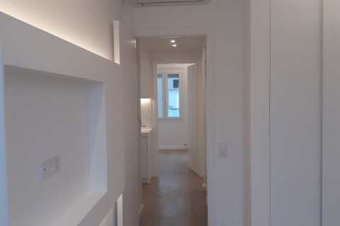 3 rooms Apartment in Athens, Greece No. 52250 6