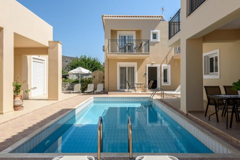 942m² Negocio en Chania, Greece No. 55691 2