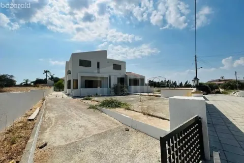 5 dormitorios House en Mazotos, Cyprus No. 30935 2