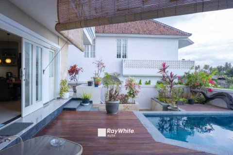 2 bedrooms Villa in Sukawati, Indonesia No. 22689 22