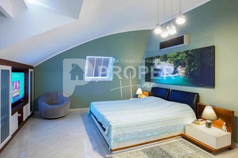 4 rooms Apartment in Alanya, Turkey No. 13460 16