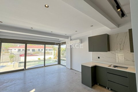 3+1 Apartment in Kemer, Turkey No. 61348 10