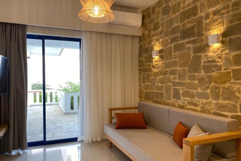 850m² Hotel in Chania, Greece No. 55751 8