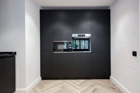 2 dormitorios Apartment en Barcelona, Spain No. 25901 14