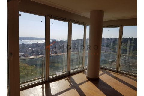 3+1 Apartment en Besiktas, Turkey No. 18039 3