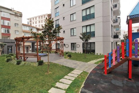 4+1 Appartement à Küçükçekmece, Turkey No. 18038 8