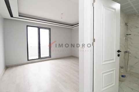 4+1 Appartement à Küçükçekmece, Turkey No. 18038 24