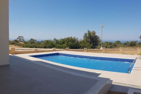 3 bedrooms Villa in Kouklia, Cyprus No. 36701 5