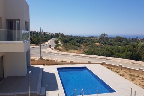 3 bedrooms Villa in Kouklia, Cyprus No. 36701 4