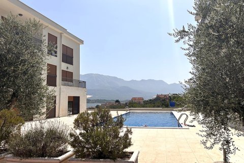 3 dormitorios Apartment en Tivat, Montenegro No. 66754 1