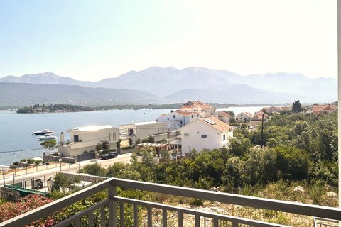 3 chambres Appartement à Tivat, Montenegro No. 66754 3