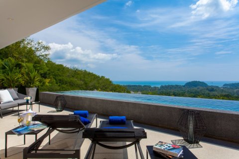 3 dormitorios Villa en Layan Beach, Thailand No. 335 4