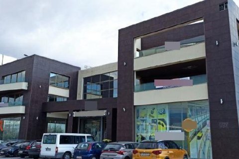 454m² Commercial property en Thermi, Greece No. 54527 1