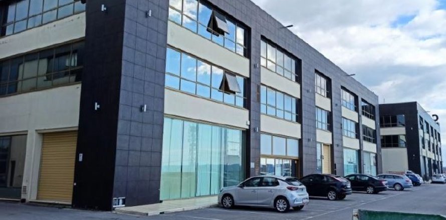 604m² Commercial property en Thermi, Greece No. 54526