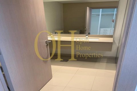 2 dormitorios Apartment en  Yas Island, UAE No. 8365 19