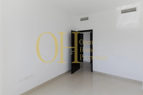 3 dormitorios Apartment en Al Reef, UAE No. 8370 6