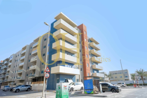 3 bedrooms Apartment in Al Reef, UAE No. 8370 2