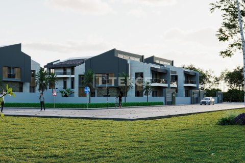 4+1 Villa en Dosemealti, Turkey No. 14747 19