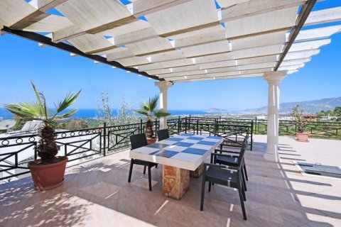 4+1 Villa à Kestel, Turkey No. 14182 22